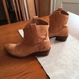 FRYE Carson Leather Shortie 77031 Western Casual